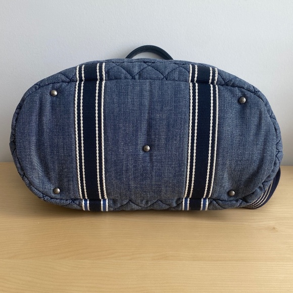 Chanel large denim tote bag - Picture 5 of 10